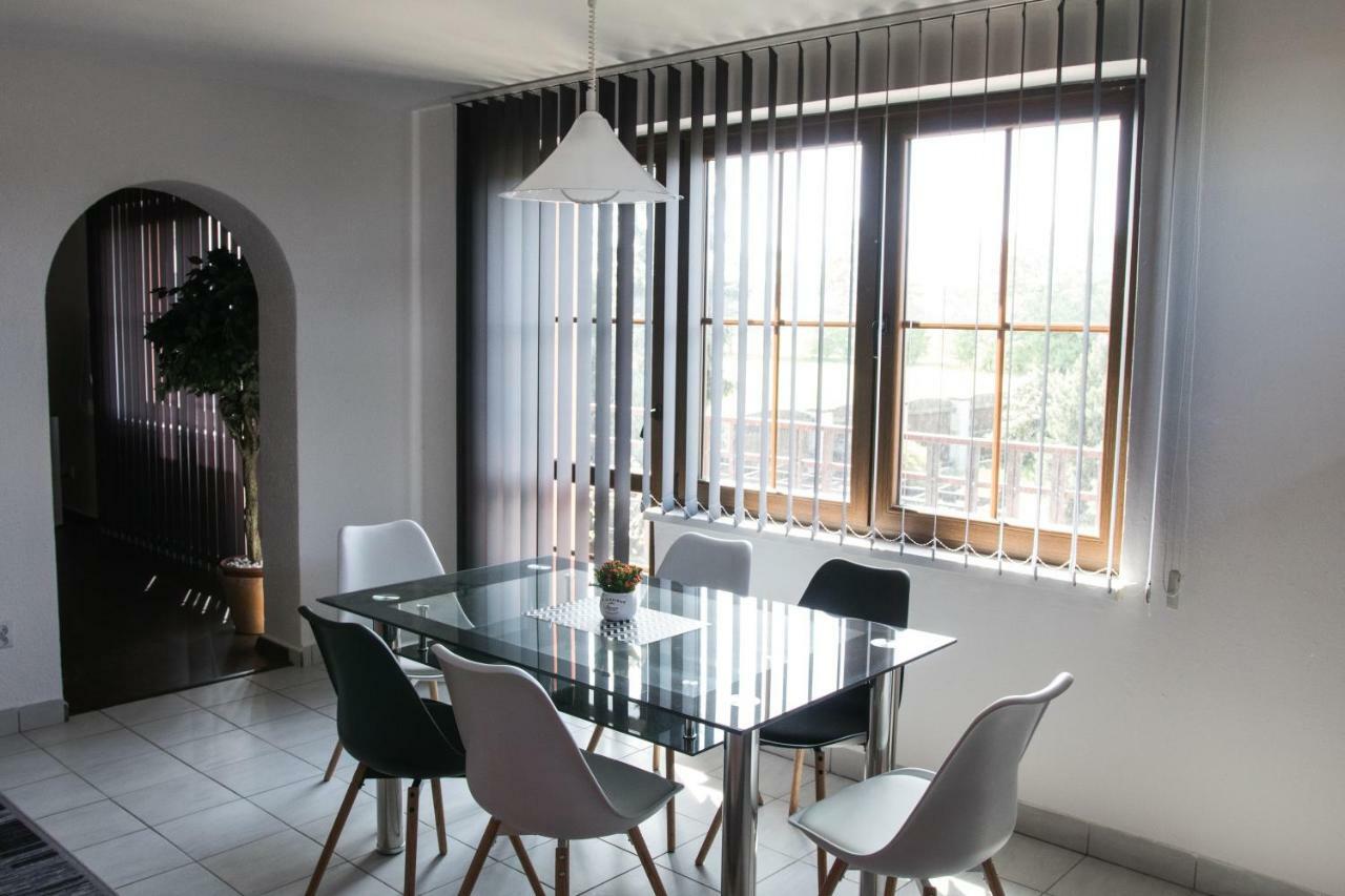 Apartmany City Ostrava Bagian luar foto
